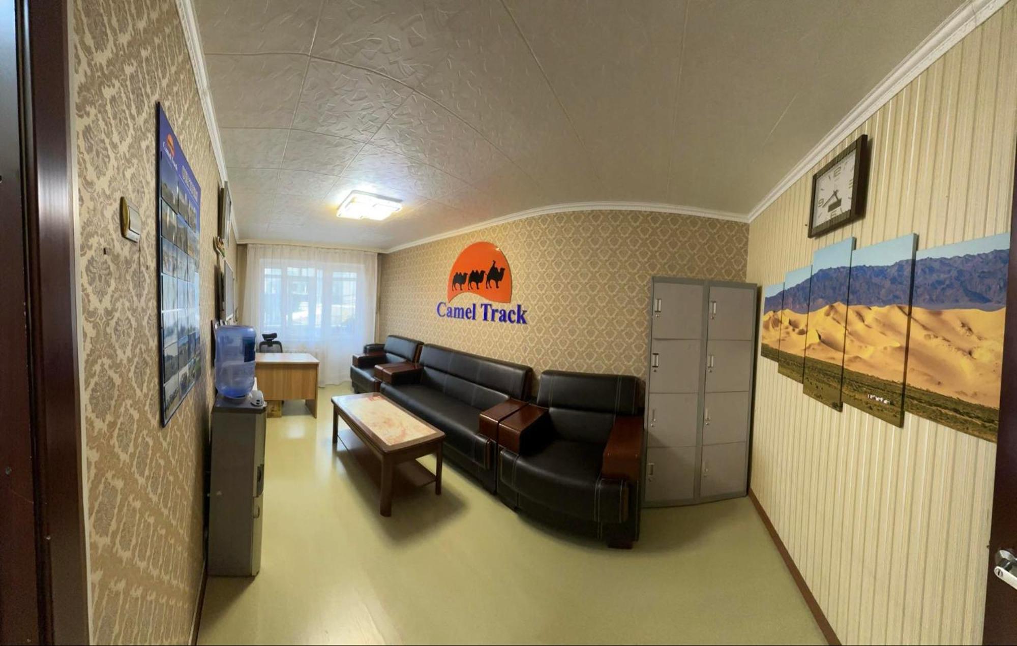 Camel Track Guesthouse And Tour Operator Llc Ulaanbaatar Ngoại thất bức ảnh